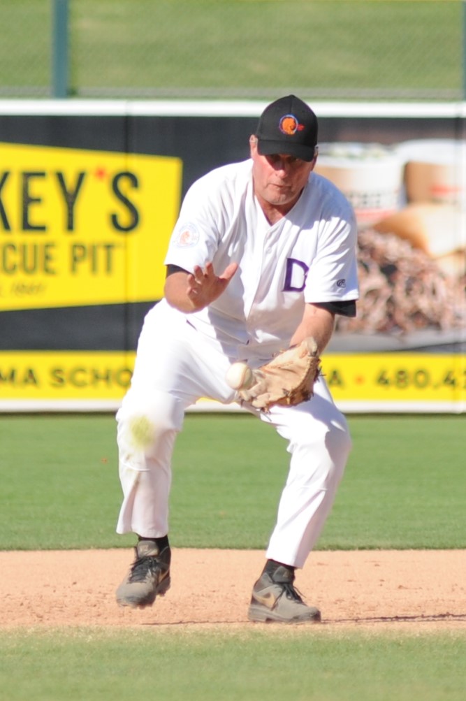 Dragons_2017-11-04 (592).JPG - (c)2010 DeVetter